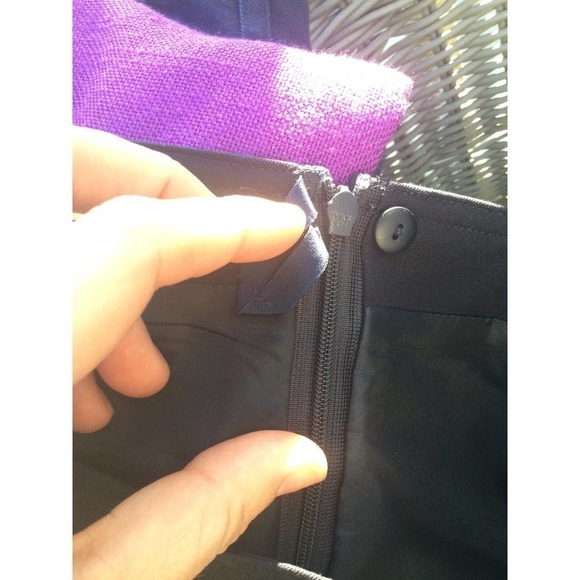 Talbots womens wool pencil skirt size 10 navy blue academia business career - Picture 3 of 10